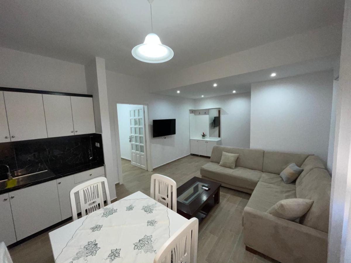 Garden Villa Apartments Sarandë Exterior foto